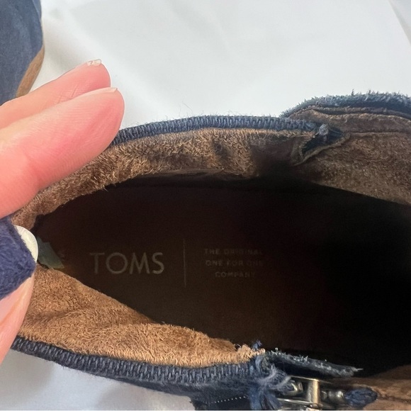Toms Deia Ankle Booties Womens 10
Blue Suede Zip Stacked Heel Toms Round - Picture 10 of 11